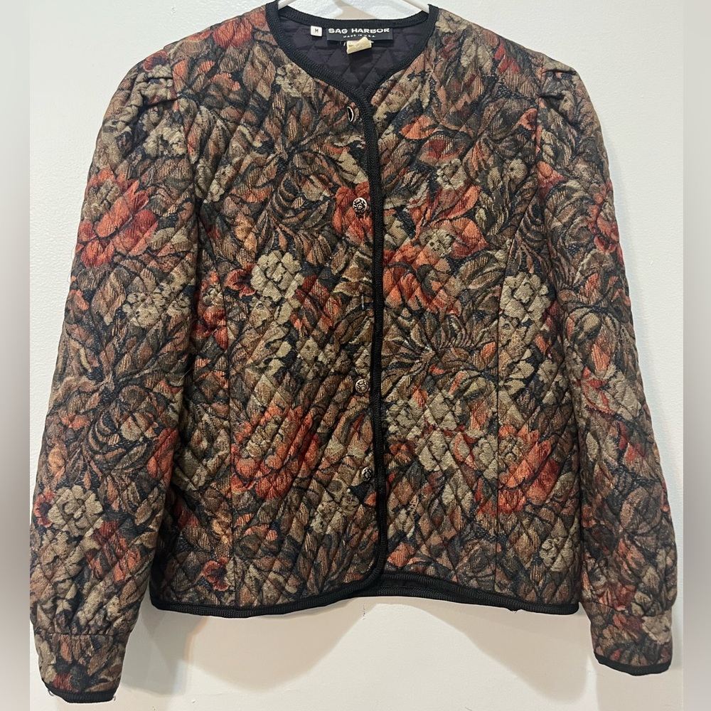 Sag Harbor Women's Quilted Floral Puffer Jacket - Black and Red